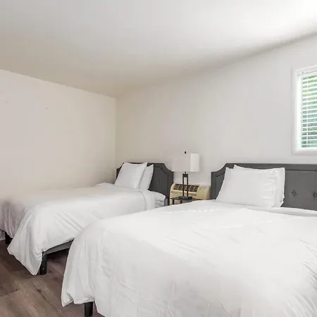 2 Full Bed Getaway Retreat All Utilities Included